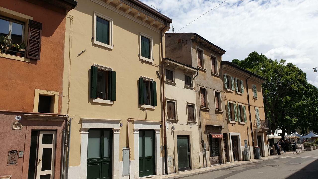 Divina San Zeno Apartment Verona Bagian luar foto