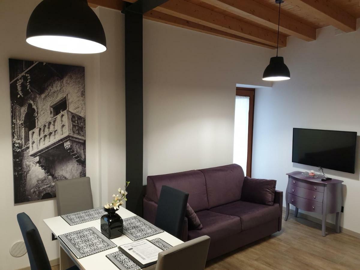 Divina San Zeno Apartment Verona Bagian luar foto